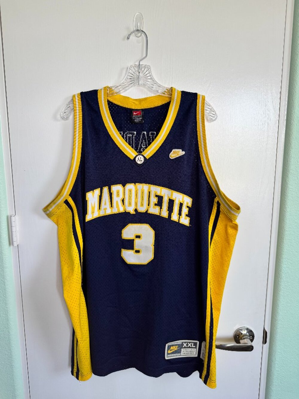 Vintage Nike Team Dwyane Wade Marquette Golden Eagles #3 Jersey Men’s XXL
